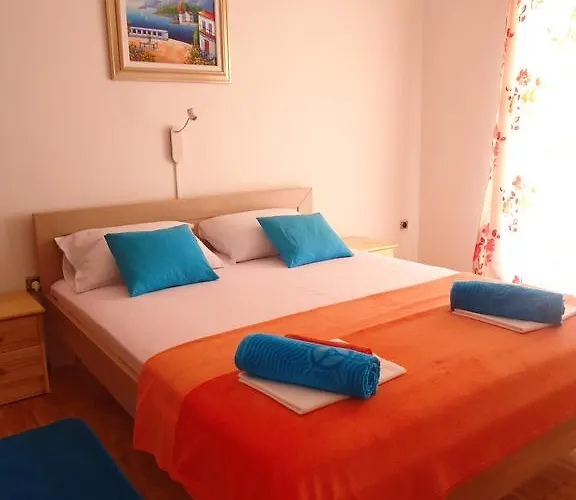 Lisica Pensionat Petrcane