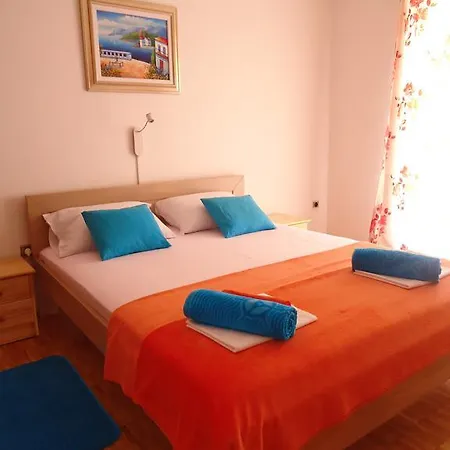 Lisica Guest house Petrcane